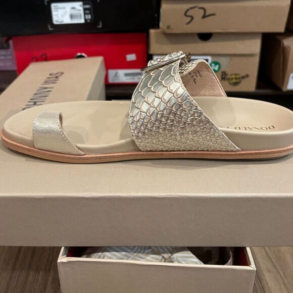 Donald Pliner / Lorenzo Vintage Python Sandal / Classic Luxury Style Sandals - Picture 5 of 7